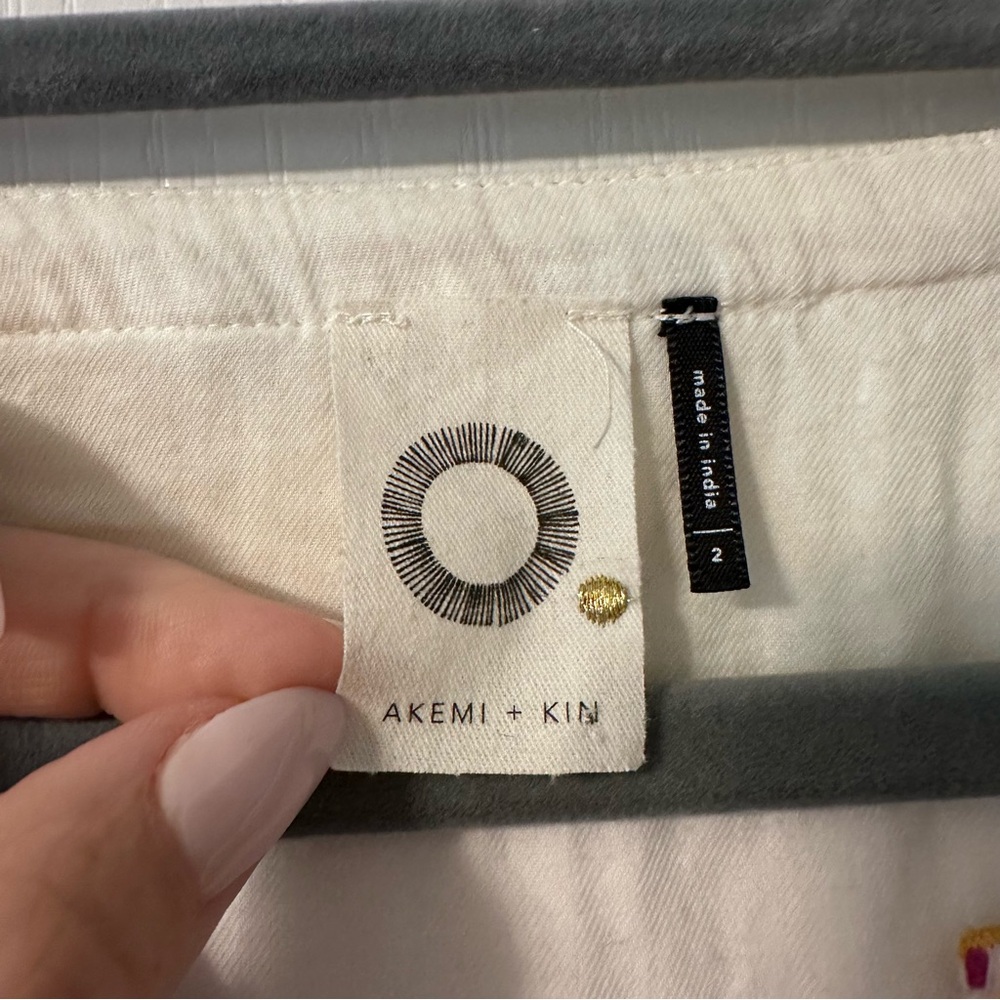 Akemi + Kin Size 2 women’s top from Anthropologie - Picture 3 of 4